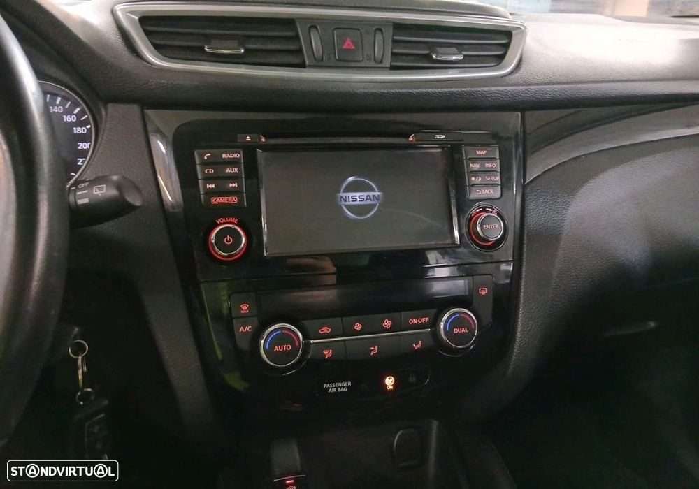 Nissan Qashqai 1.5 dCi N-Connecta - 5