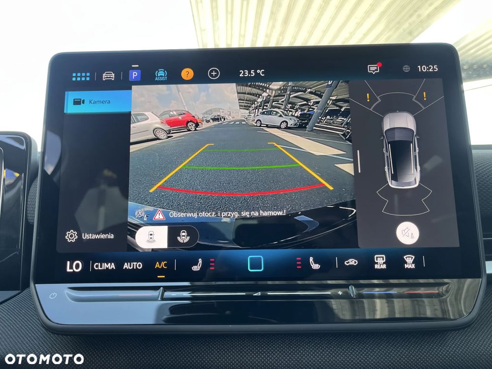 Volkswagen T-Roc 1.5 eTSI Life DSG - 33