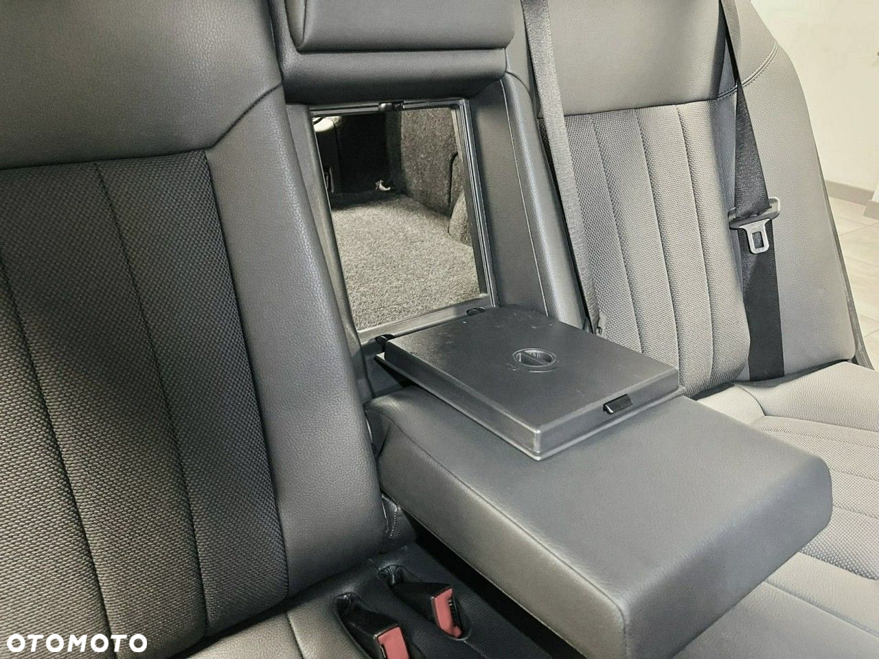 Opel Vectra 1.9 CDTI Elegance - 28