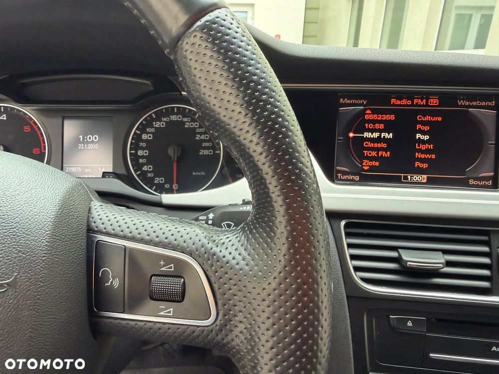 Audi A4 Avant 2.0 TDI DPF S line Sportpaket (plus) - 19