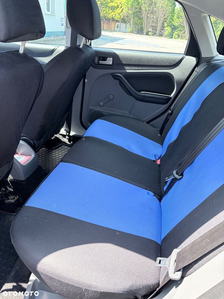 Ford Focus 1.6 TDCi Trend - 16