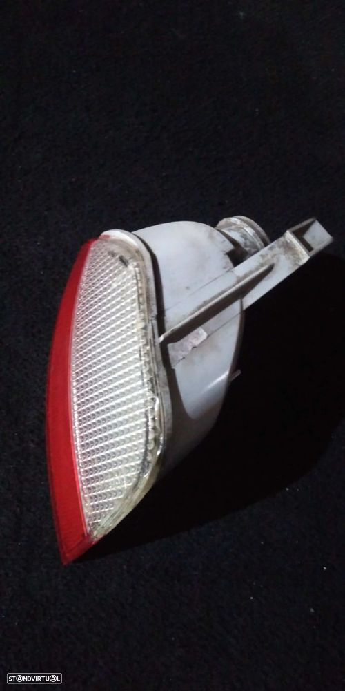 Farolim De Nevoeiro T/D Ford Focus (Daw, Dbw) - 2