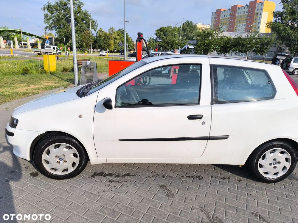 Fiat Punto 1.2 16V Active - 1