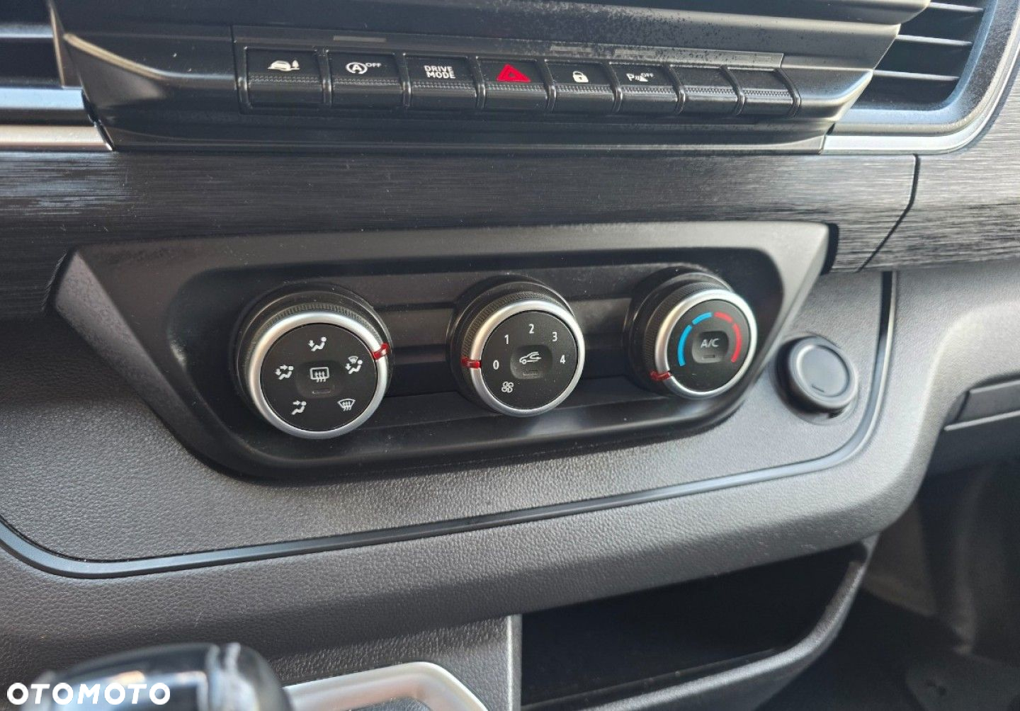Renault Trafic - 16