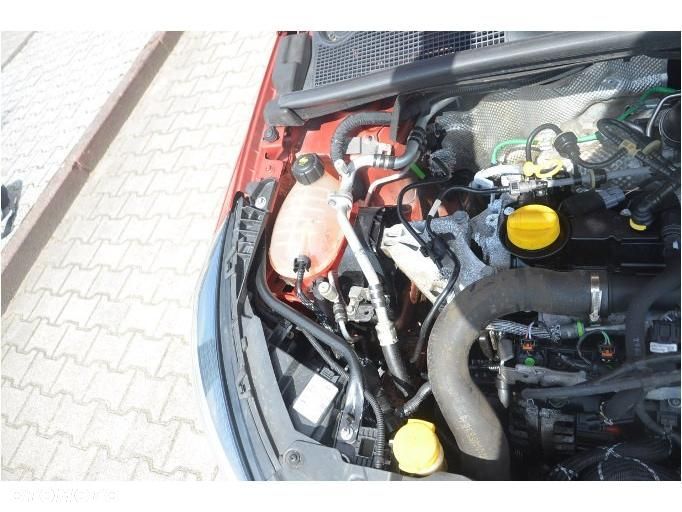 Renault Clio - 26
