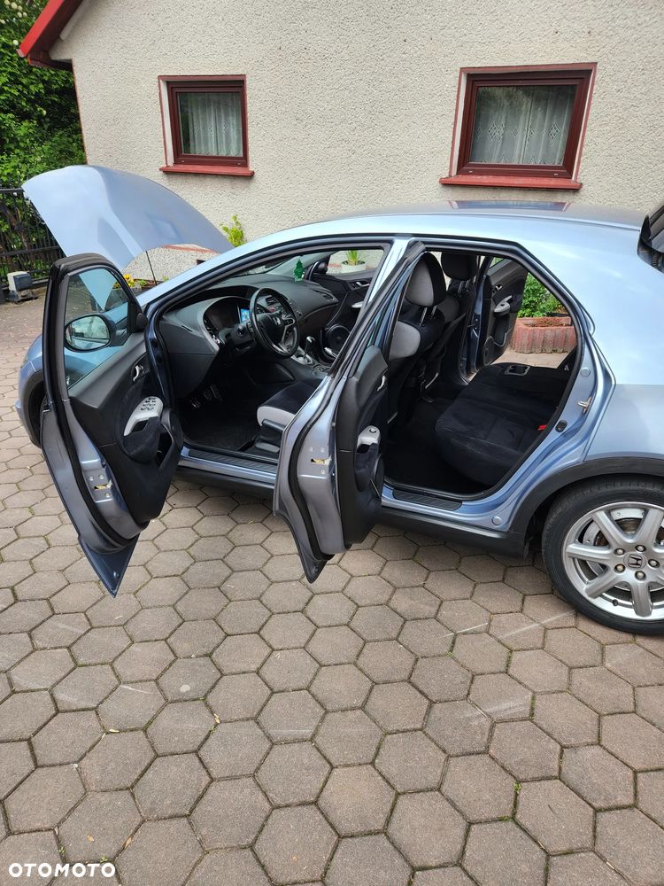 Honda Civic 1.8i-VTEC Sport - 4