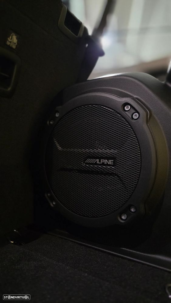 Jeep Wrangler - 33