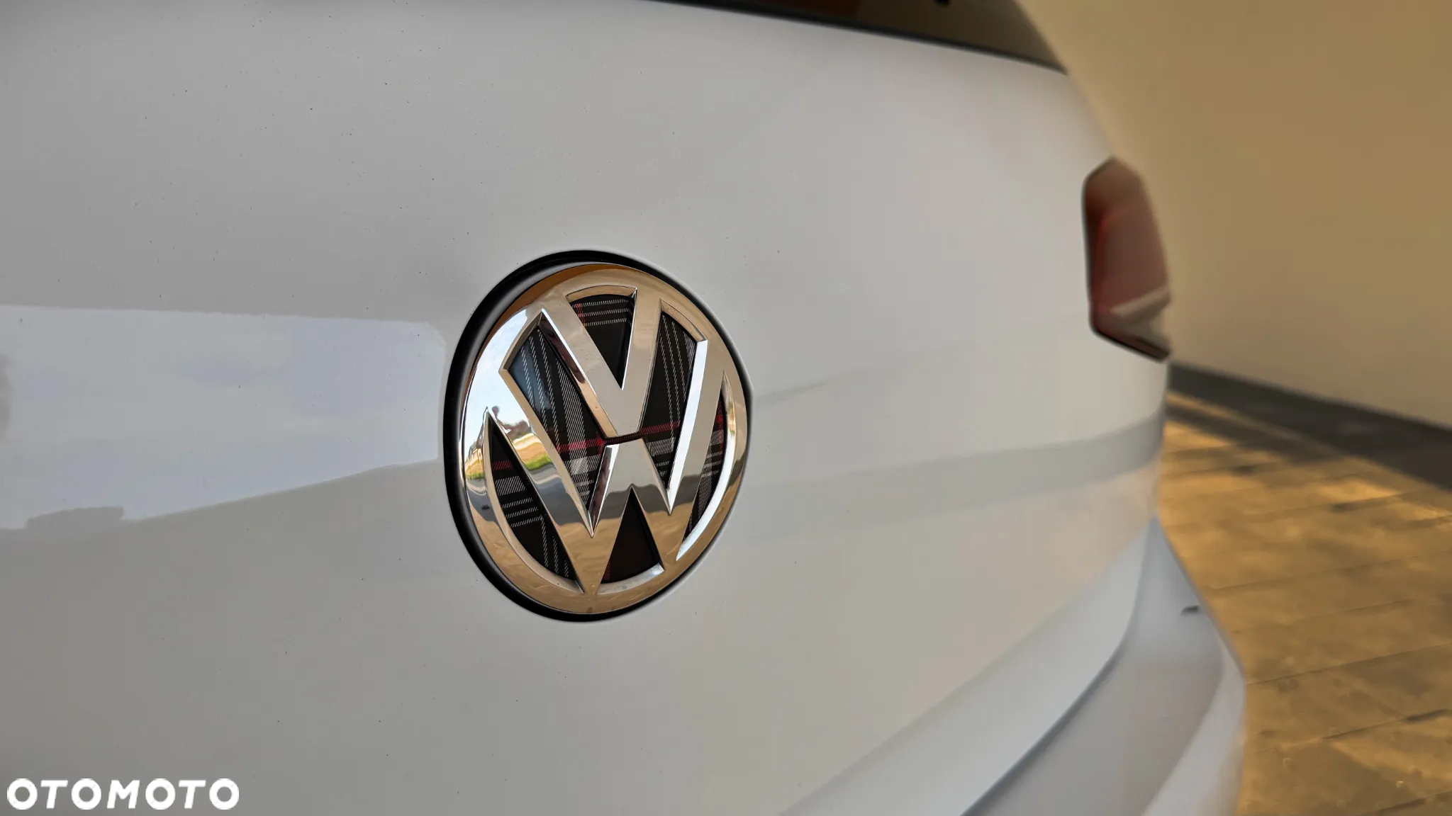 Volkswagen Golf - 24