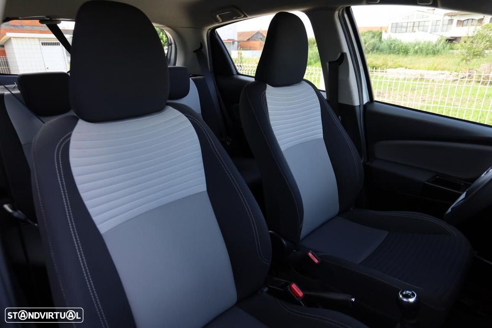 Toyota Yaris 1.0 VVT-i Exclusive - 14