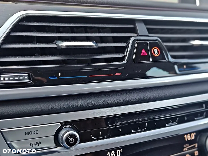 BMW Seria 7 730d xDrive - 30