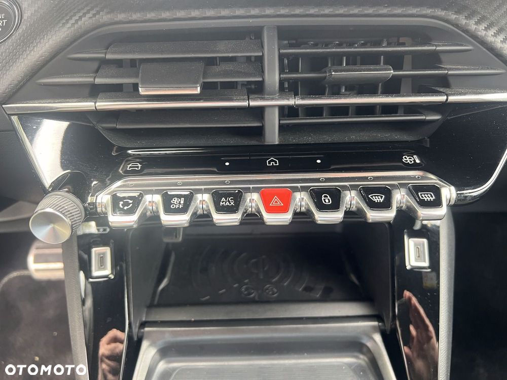 Peugeot 2008 1.2 PureTech GT S&S EAT8 - 18