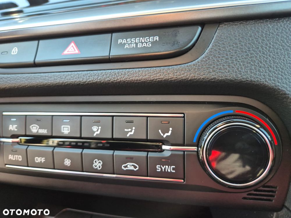 Kia Ceed 1.4 T-GDI M - 23