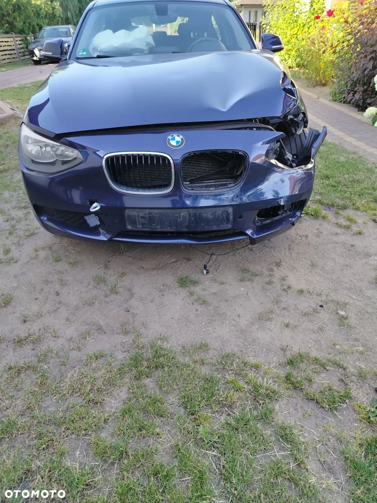 BMW Seria 1 116i - 4
