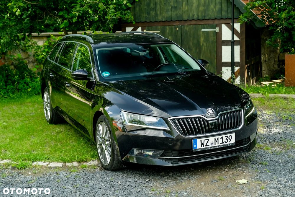Skoda Superb 2.0 TDI DSG Premium Edition - 5