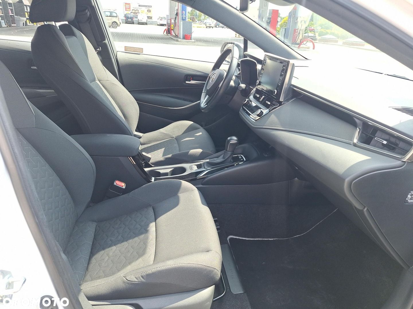 Toyota Corolla - 9
