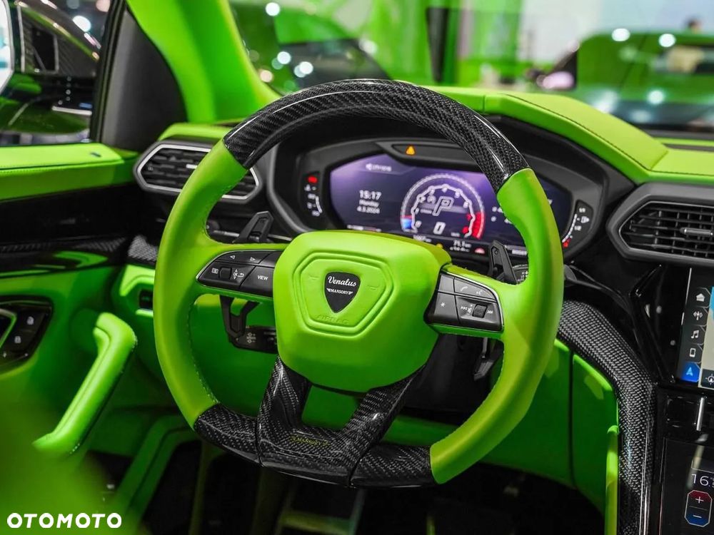 Lamborghini Urus Standard - 14