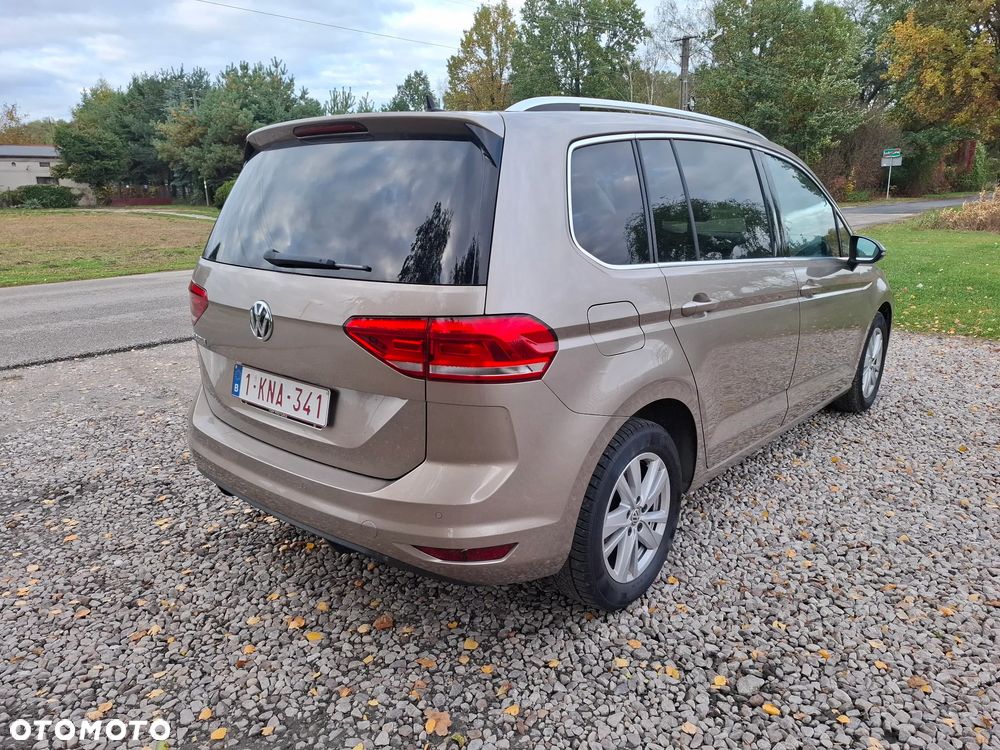 Volkswagen Touran 1.5 TSI EVO Highline - 6