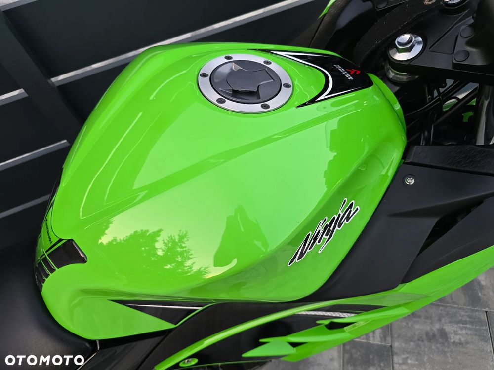 Kawasaki Ninja 300 ABS - 16