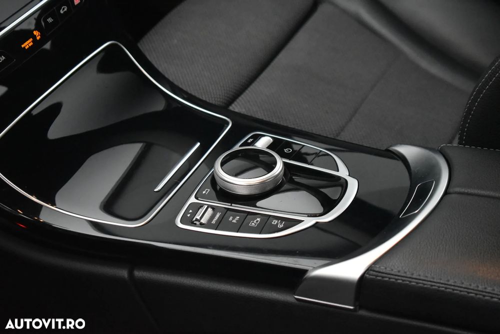 Mercedes-Benz C 300 e 4MATIC Aut. - 9