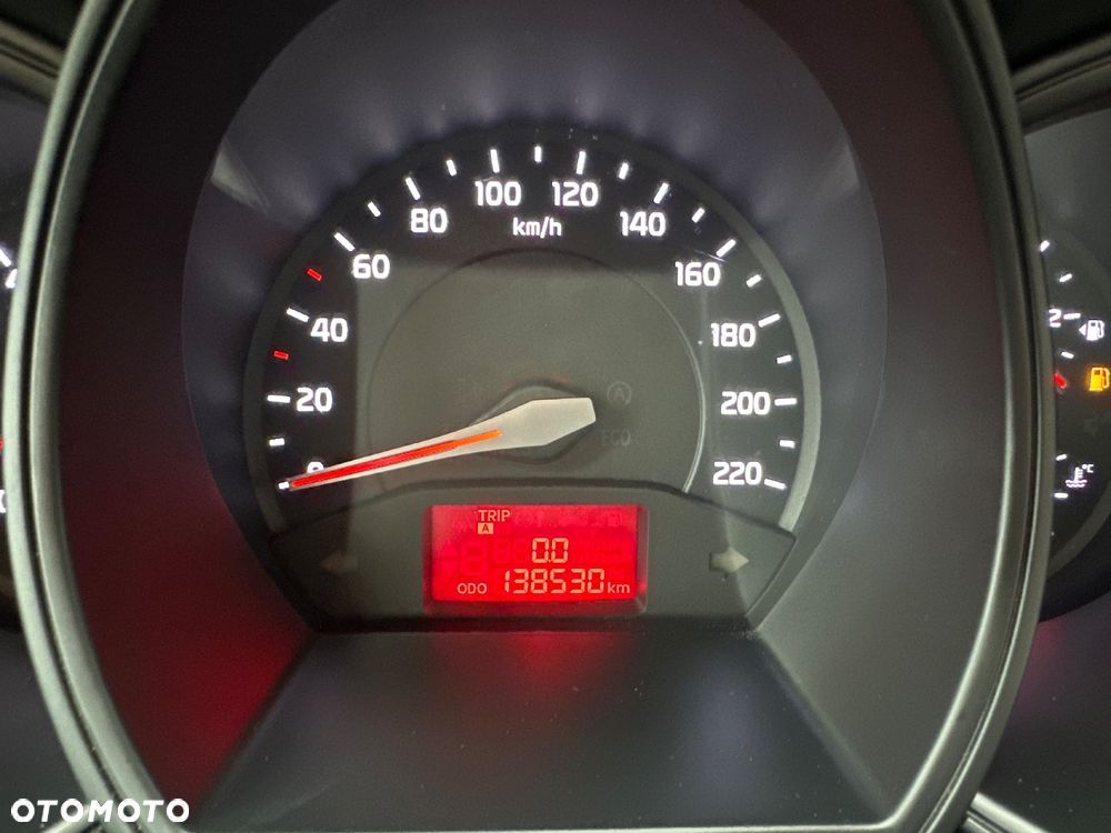 Kia Rio 1.4 crdi M (klm) - 17