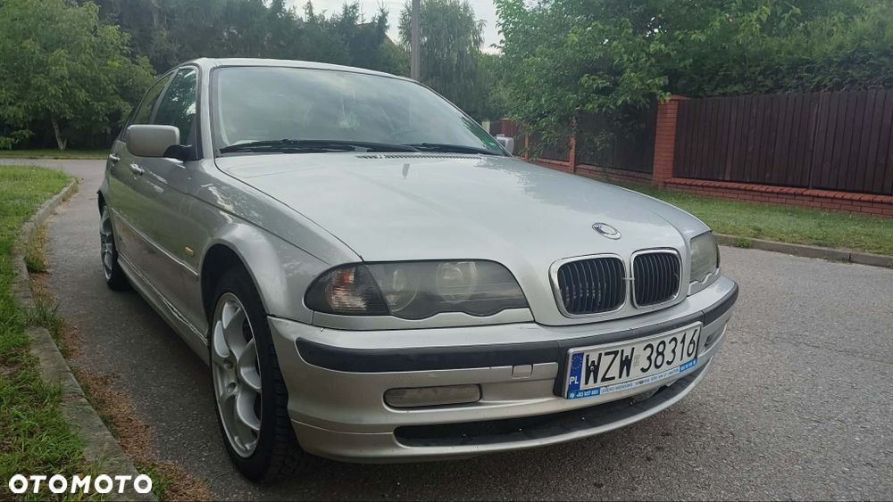BMW Seria 3 - 1