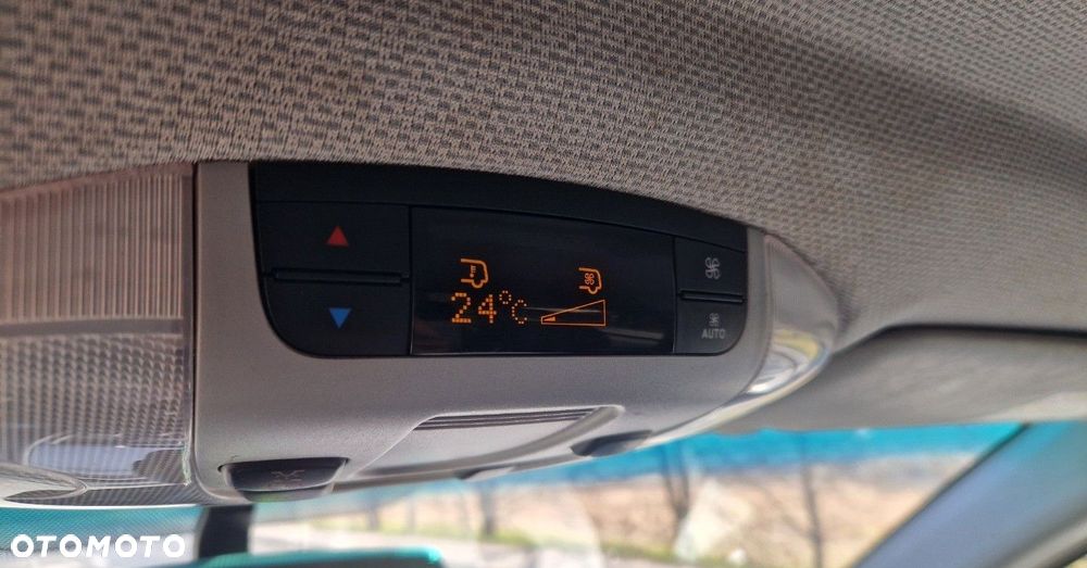 Mercedes-Benz Vito - 19