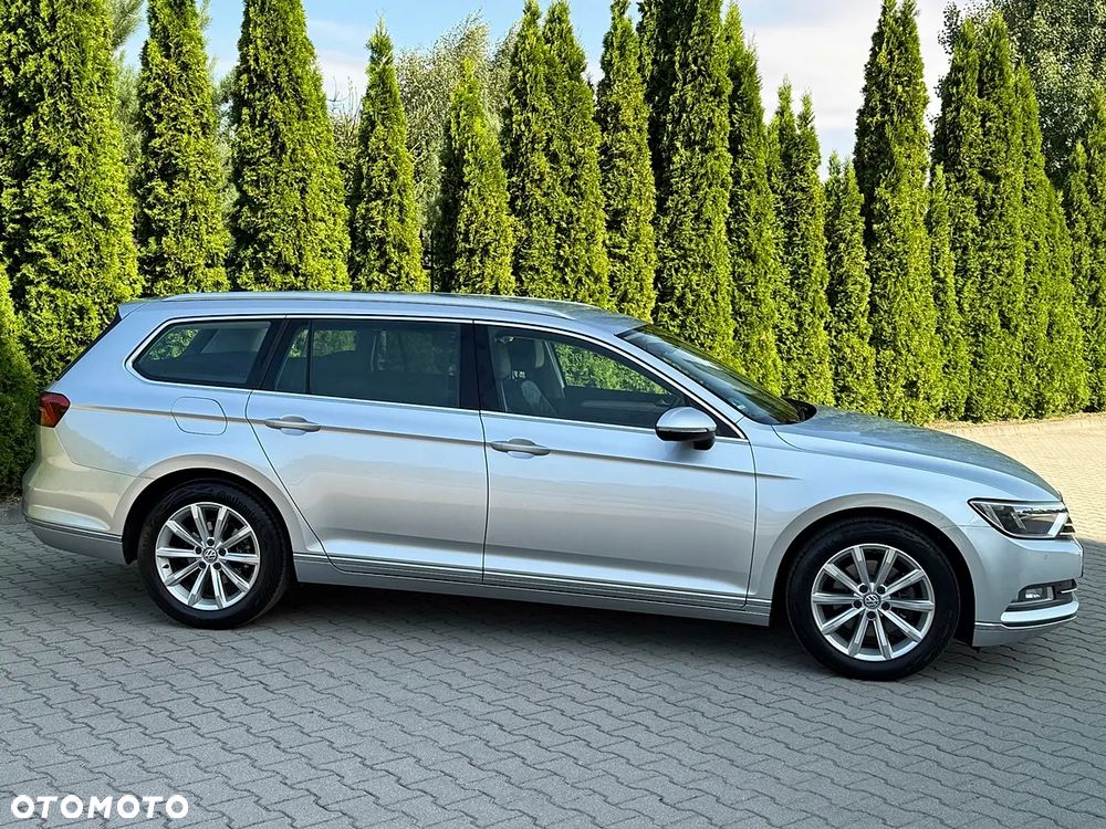 Volkswagen Passat Variant 2.0 TDI (BlueMotion Technology) Highline - 15