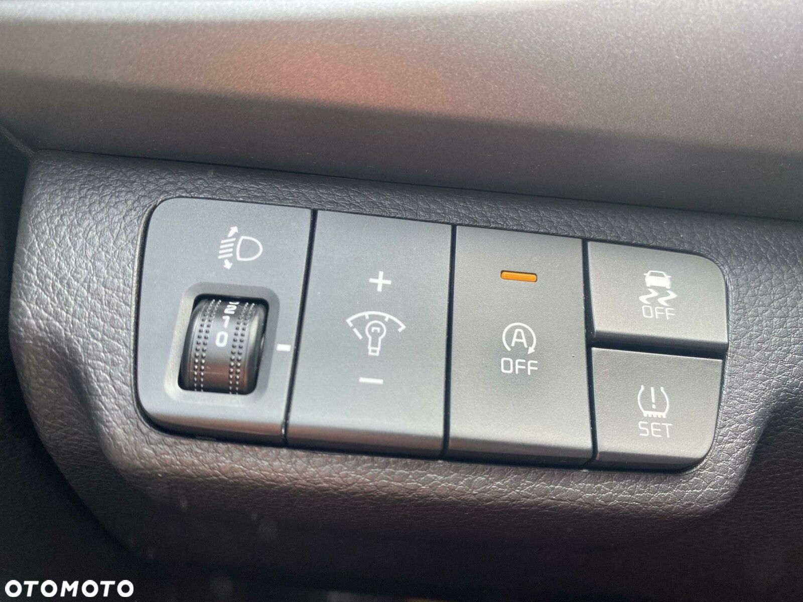 Kia Rio - 17