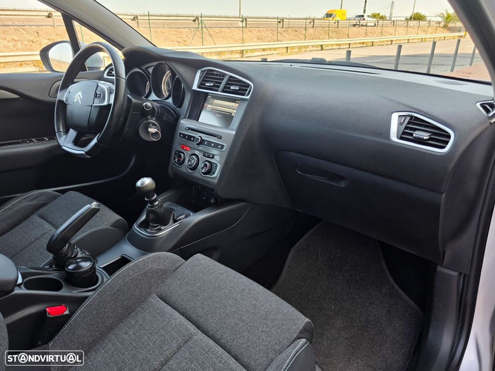 Citroën C4 1.2 PureTech Feel - 13