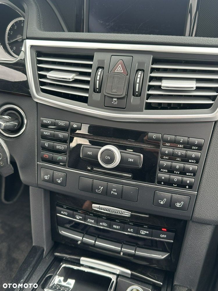 Mercedes-Benz Klasa E - 26