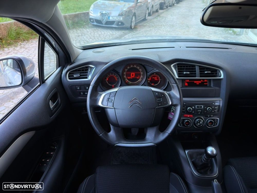 Citroën C4 1.6 e-HDi Exclusive - 6