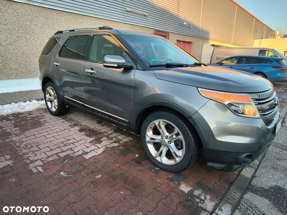 Ford Explorer - 20