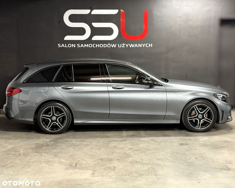 Mercedes-Benz Klasa C 180 9G-TRONIC AMG Line - 12