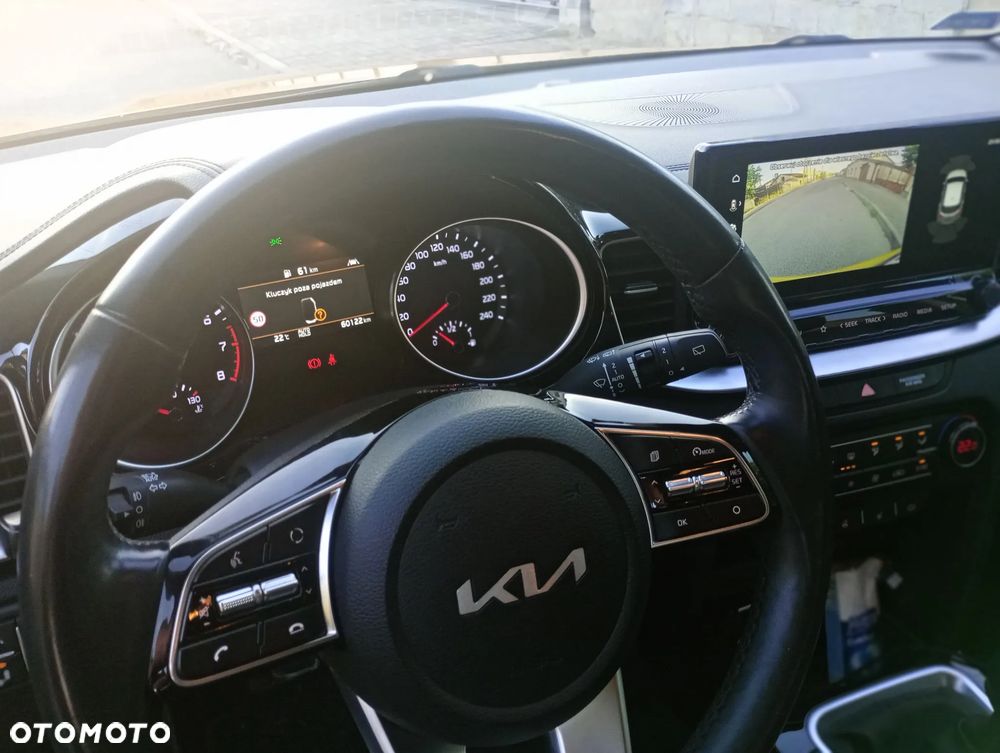 Kia XCeed 1.5 T-GDI L Business Line - 9