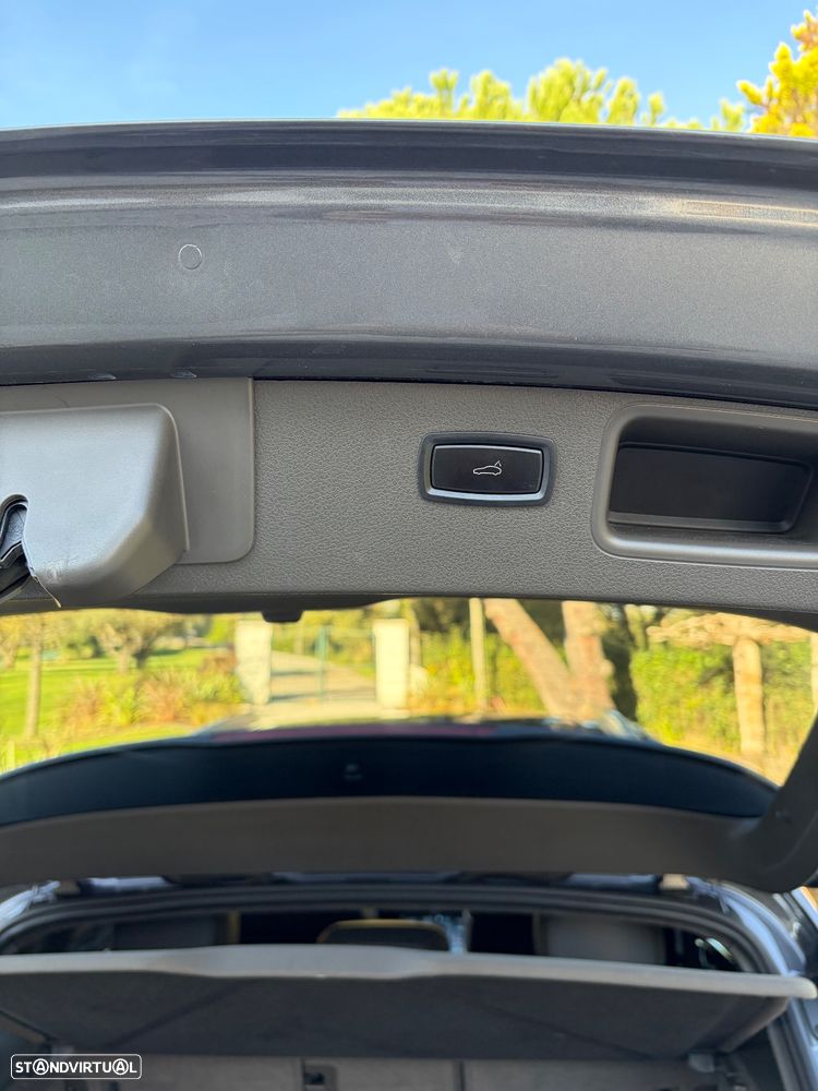 Porsche Macan S - 25