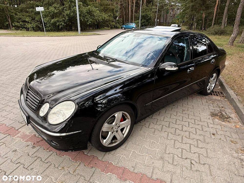 Mercedes-Benz Klasa E 500 Avantgarde - 9