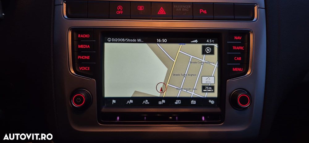 Volkswagen Polo 1.4 TDI (Blue Motion Technology) Highline - 19