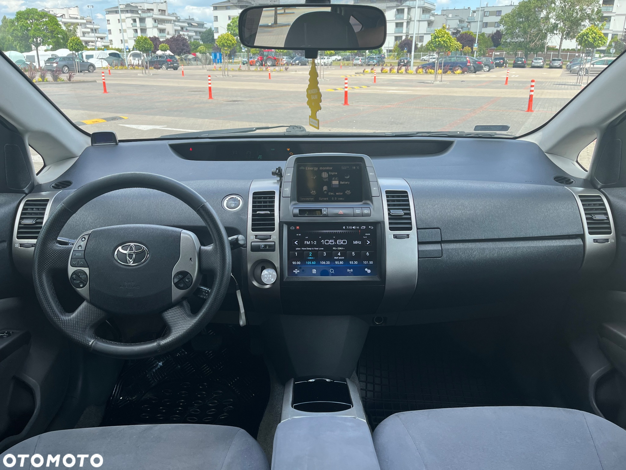 Toyota Prius - 8
