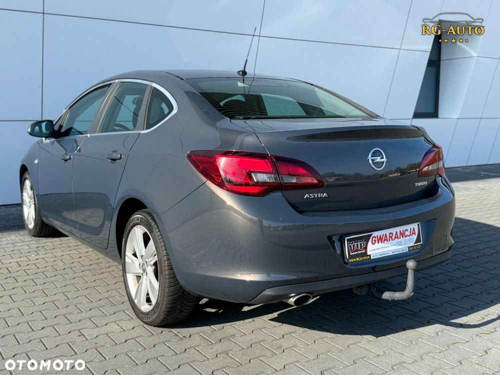 Opel Astra - 11