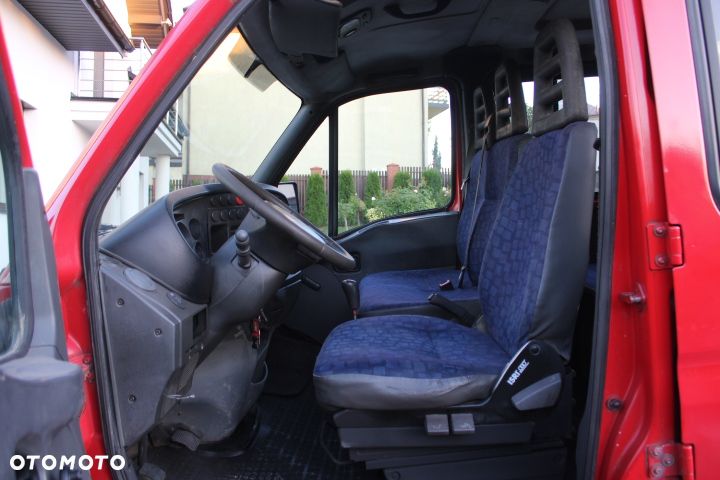 Iveco DAILY_BEZAWARYJNE_ZDROWE_BRYGADÓWKA_7-OSOBOWE DOKA DUBEL KABINA+ SKRZYNIA ŁADUNKOWA HAK_ZAREJESTROWANE_ - 8