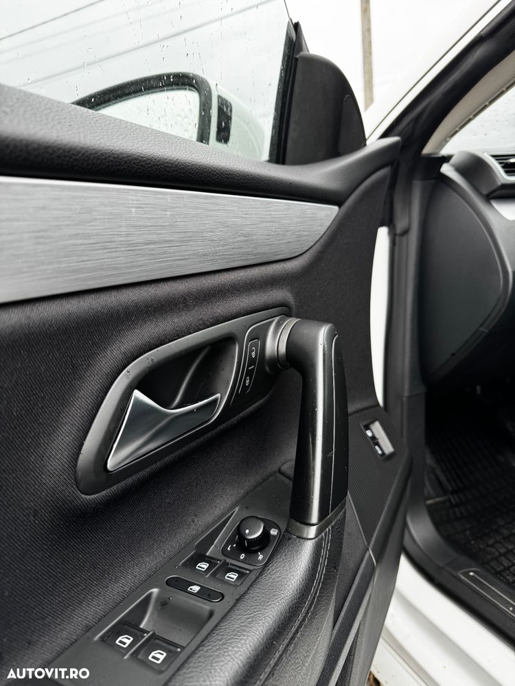 Volkswagen Passat CC 2.0 TDI BlueMotion Technology DSG - 11