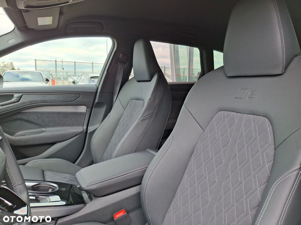 Audi A6 Avant - 25