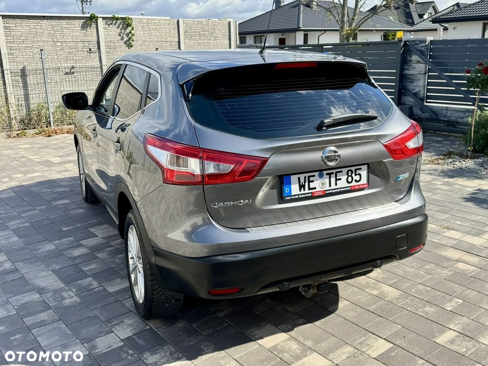 Nissan Qashqai - 4