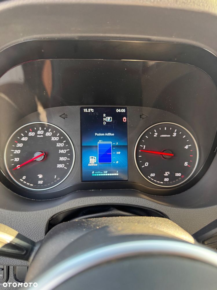 Mercedes-Benz Sprinter 907 - 19