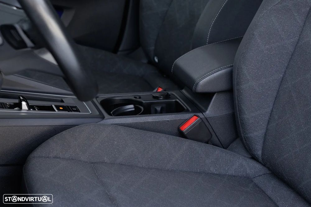 VW Golf 1.5 eTSI OPF DSG R-Line - 10