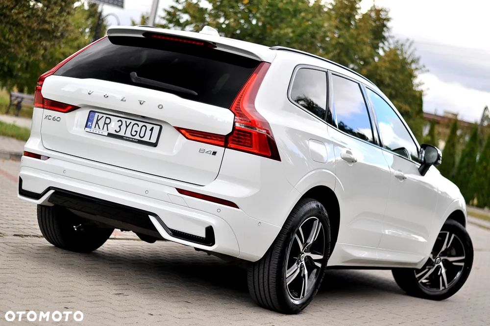 Volvo XC 60 B4 D AWD R-Design - 5