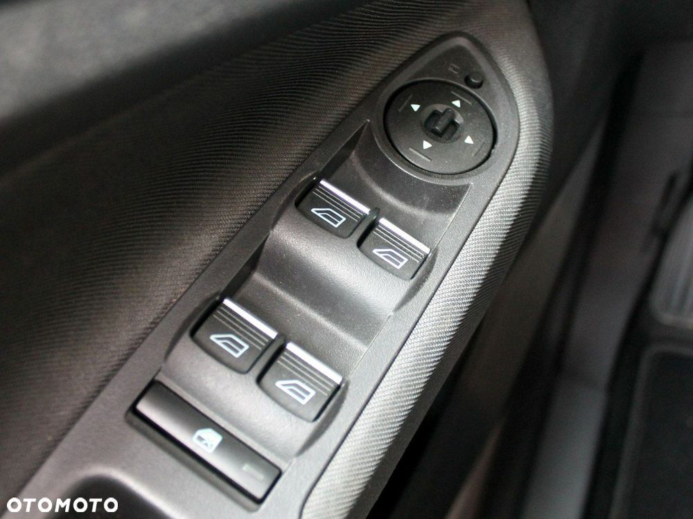 Ford C-MAX - 19