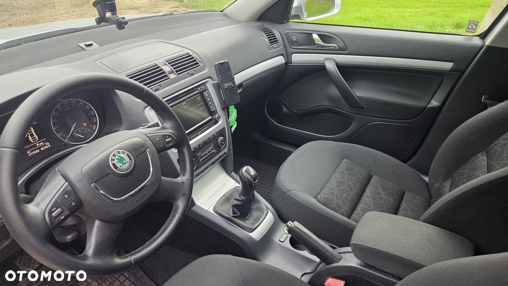 Skoda Octavia 1.6 TDI Family Plus - 19