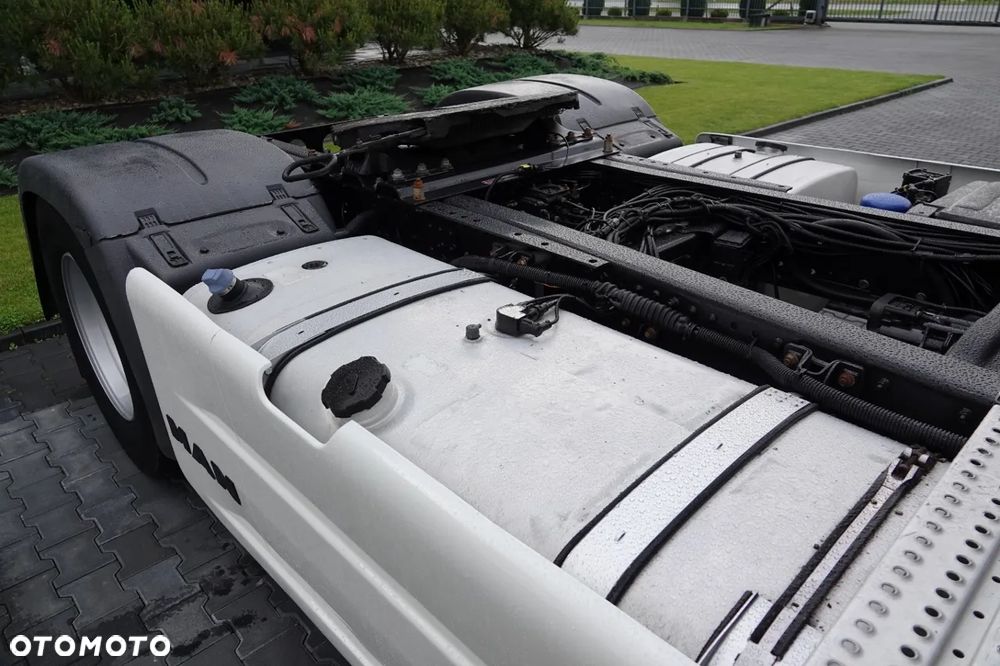 MAN TGX 18.480 / RETARDER / EURO 5 / EEV / SPROWADZONY / - 16