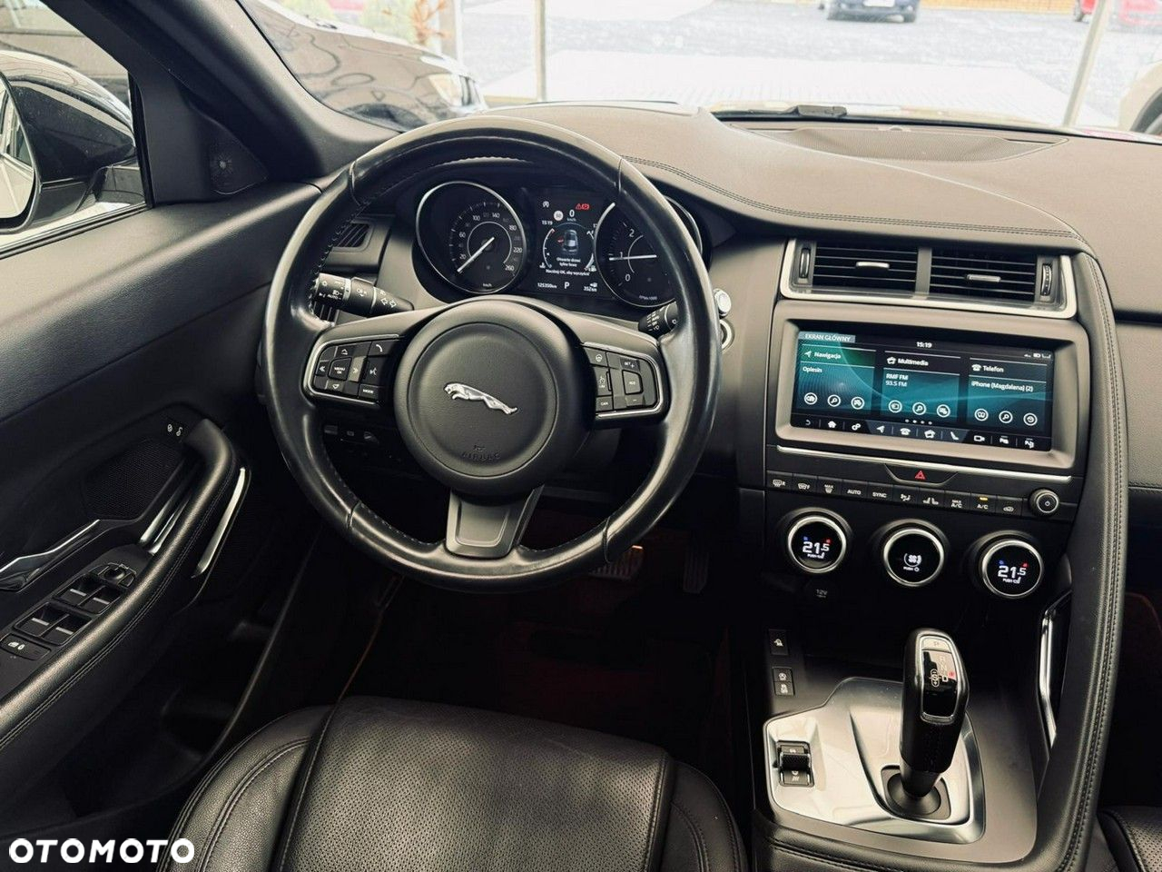Jaguar E-Pace - 29
